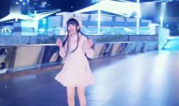 大一跳舞吃瓜视频完整版,校园生活趣味横生