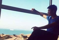 吃瓜亲吻的视频素材,吃瓜亲吻，捕捉生活中的浪漫瞬间