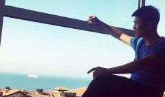 吃瓜亲吻的视频素材,吃瓜亲吻，捕捉生活中的浪漫瞬间