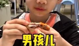 小男孩吃角瓜视频,趣味横生引网友热议