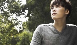 李易峰被问吃瓜视频大全,澄清事实，展现真实自我