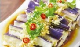 吃货吃水煮茄瓜视频,水煮茄瓜，吃货们的美味探索之旅