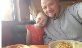 单亲爸爸吃佛手瓜视频播放,温馨家常菜背后的感人故事