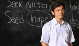 黄晓明吃瓜助理视频,明星幕后趣事引网友热议