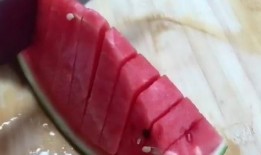 吃瓜的技巧视频教程,视频教程带你开启夏日清凉之旅